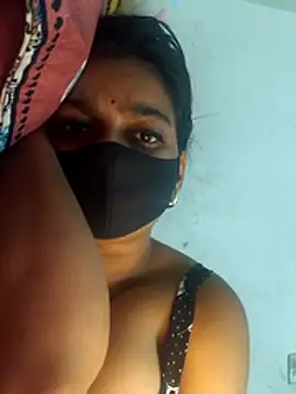 Snapshot of Hotty_Tulip chatting on 02/20/26, 09:48 Hotty Tulip online show from 02/20/26, 09:48