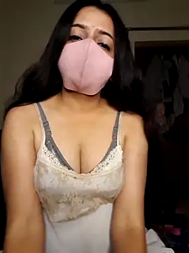 Snapshot of Priyasharma00 chatting on 12/18/25, 10:32 Priyasharma00 online show from 12/18/25, 10:32