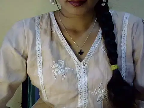 Snapshot of Shab_M chatting on 06/16/26, 06:16 Shab M online show from 06/16/26, 06:16