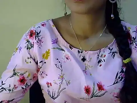 Snapshot of Shab_M chatting on 06/18/26, 09:14 Shab M online show from 06/18/26, 09:14