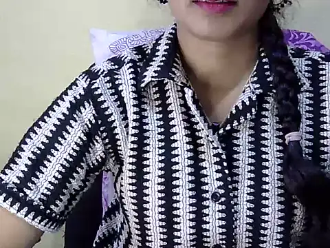 Snapshot of Shab_M chatting on 07/07/26, 09:24 Shab M online show from 07/07/26, 09:24