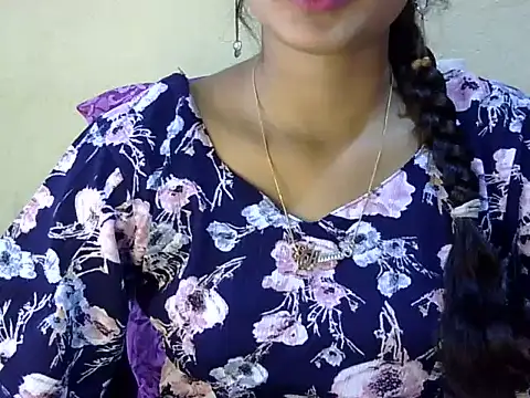 Snapshot of Shab_M chatting on 07/19/26, 07:23 Shab M online show from 07/19/26, 07:23