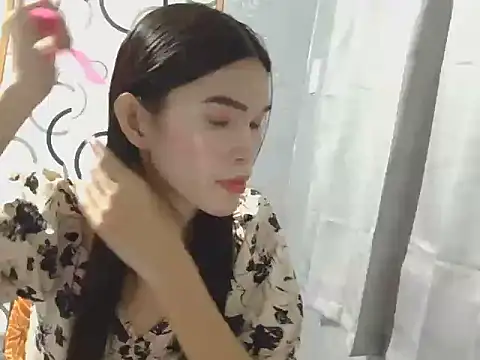 petite jessa online show from 12/15/25, 09:46