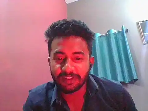 Snapshot of chutlhunter chatting on 12/13/25, 07:53 chutlhunter online show from 12/13/25, 07:53