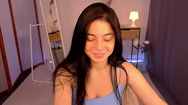 Snapshot of rosaliemoan chatting on 12/15/25, 07:34 rosaliemoan online show from 12/15/25, 07:34