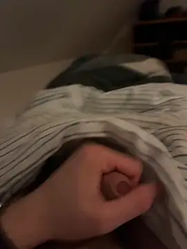 hannes256102 online show from 03/04/26, 09:32