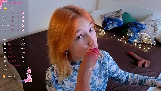 Snapshot of Elsa_Batler chatting on 12/05/25, 05:09 Elsa Batler online show from 12/05/25, 05:09