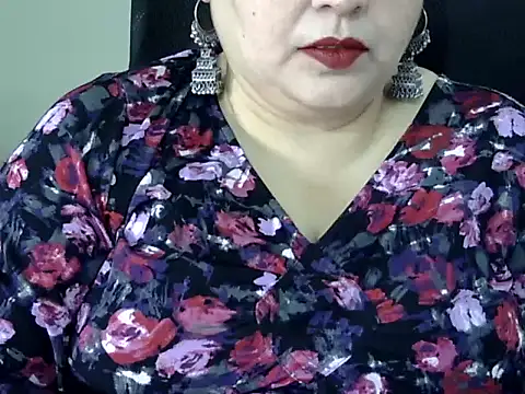 Soniya Sha online show from 04/09/26, 07:03
