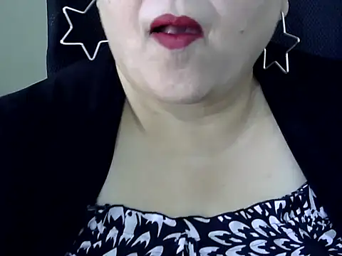 Snapshot of Soniya_Sha chatting on 05/18/26, 07:58 Soniya Sha online show from 05/18/26, 07:58