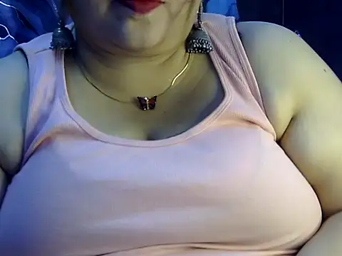 Soniya Sha online show from 07/13/26, 09:34