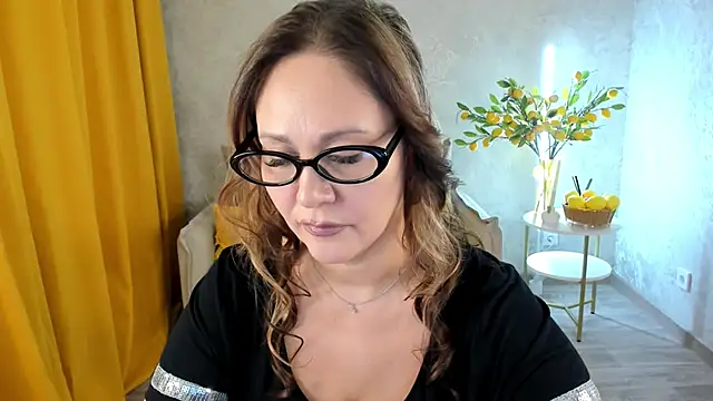 MilaUrban online show from 03/19/26, 10:30