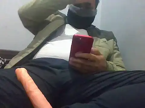 Snapshot of Vao_dick chatting on 12/05/25, 03:41 Vao dick online show from 12/05/25, 03:41