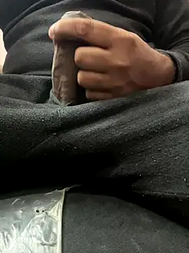 Snapshot of Vao_dick chatting on 12/22/25, 04:31 Vao dick online show from 12/22/25, 04:31