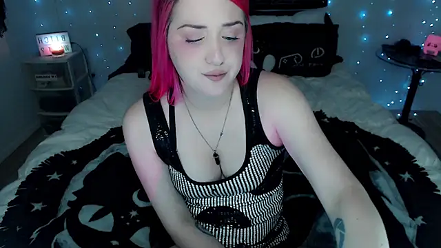 MaryMary  online show from 10/23/25, 03:28