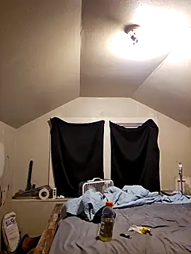 iLOVETRAY96 online show from 02/12/26, 09:37