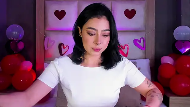 TaniaRedd  online show from 02/14/26, 02:03