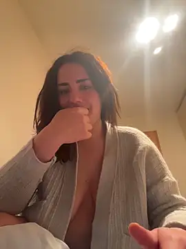 tesaa1212 online show from 04/14/26, 08:15