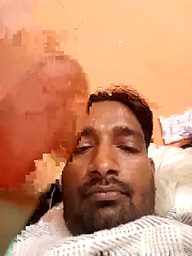 RahulPriya-1992 online show from 12/22/25, 07:33