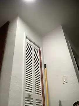 Snapshot of goldenshower2451 chatting on 02/08/26, 01:14 goldenshower2451 online show from 02/08/26, 01:14