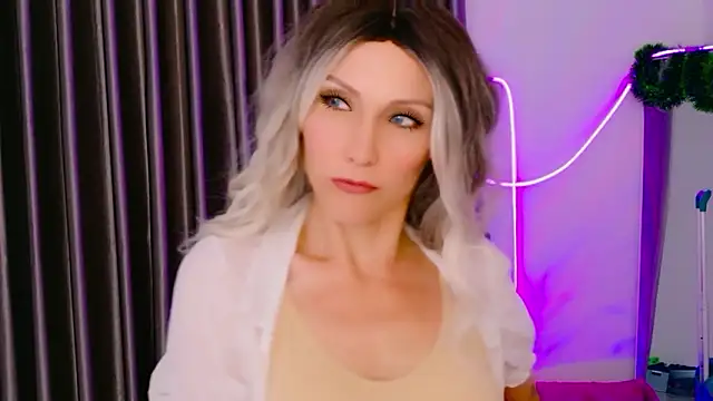 betty xoxoo online show from 02/03/26, 08:30