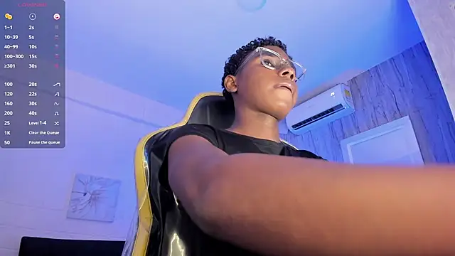 teylor lovee online show from 03/15/26, 09:10