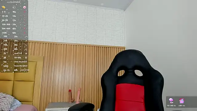 Snapshot of VENUSGREYS1 chatting on 01/11/26, 12:54 VENUSGREYS1 online show from 01/11/26, 12:54