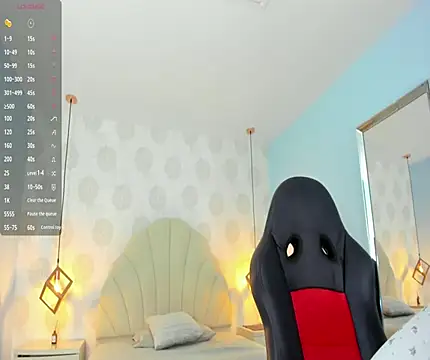 Snapshot of VENUSGREYS1 chatting on 02/23/26, 12:35 VENUSGREYS1 online show from 02/23/26, 12:35