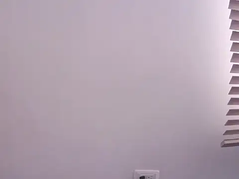 Snapshot of Fernanda_andrew chatting on 02/25/26, 04:38 Fernanda andrew online show from 02/25/26, 04:38