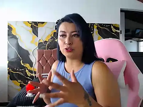 Snapshot of xxxEffy- chatting on 12/04/25, 07:11 xxxEffy- online show from 12/04/25, 07:11