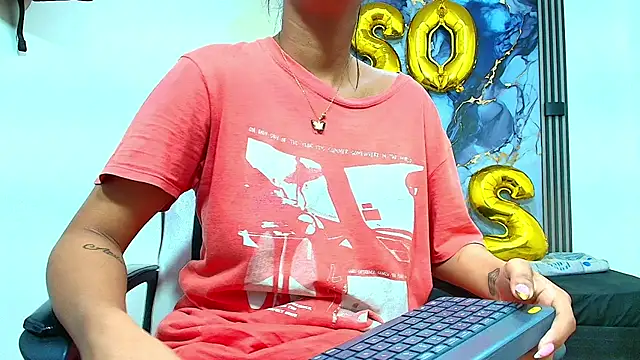 Snapshot of Valentina_and_sneider_ chatting on 01/09/26, 07:15 Valentina and sneider online show from 01/09/26, 07:15