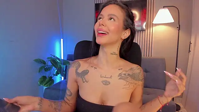 VegaLuxe online show from 03/13/26, 04:24