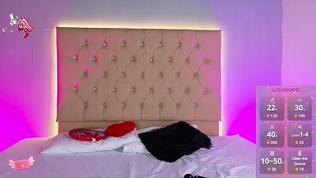 EmmaLawrence  online show from 03/09/26, 09:02