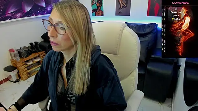 Snapshot of Scarlett_079 chatting on 02/10/26, 11:47 Scarlett 079 online show from 02/10/26, 11:47