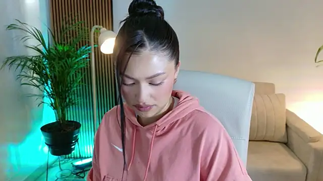 victoria   moon online show from 01/07/26, 01:57