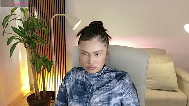 victoria   moon online show from 02/27/26, 01:44