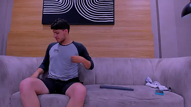 big  friends online show from 12/05/25, 01:52