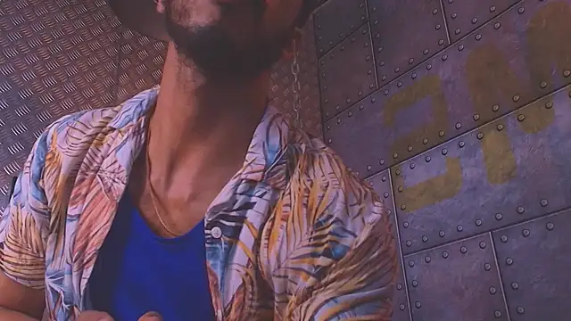 Snapshot of logan_mercer chatting on 12/16/25, 03:33 logan mercer online show from 12/16/25, 03:33