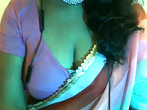 Preeti345 online show from 07/12/26, 03:58
