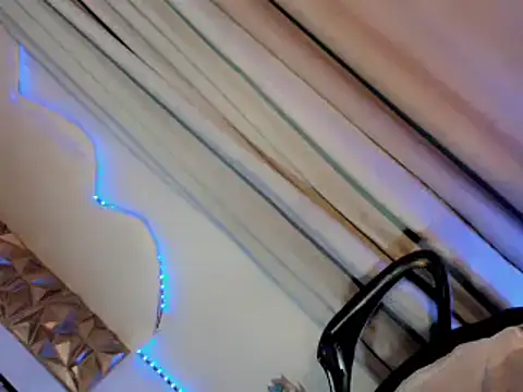 yourbomb shellxx online show from 04/23/26, 03:25