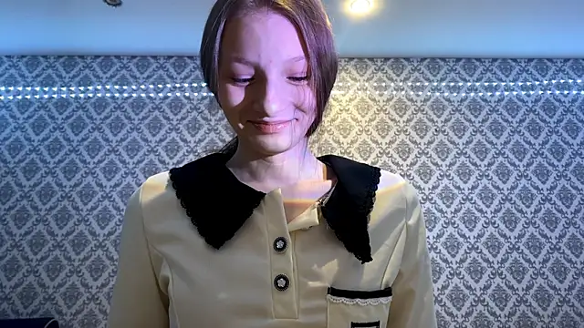 Snapshot of Cleonoth2o chatting on 12/14/25, 06:12 Cleonoth2o online show from 12/14/25, 06:12