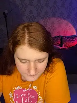 NicollVeys online show from 12/05/25, 07:32