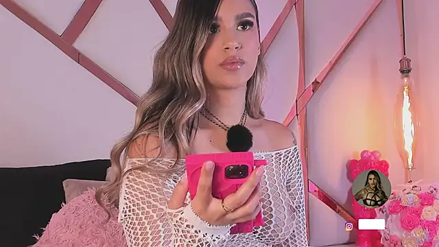 Sophie-velvet online show from 03/03/26, 07:53