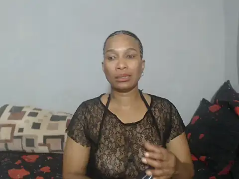 Phoenix Curvelicious online show from 01/17/26, 12:43