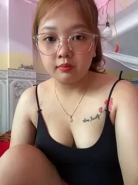 Snapshot of Samsam-006 chatting on 06/16/26, 06:38 Samsam-006 online show from 06/16/26, 06:38