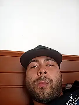 HotThreesoome online show from 01/12/26, 06:24