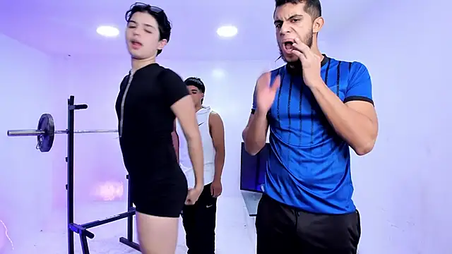 HotThreesoome online show from 02/26/26, 12:48