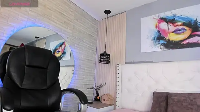 ariana  rosse online show from 04/18/26, 03:10