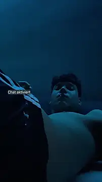 Snapshot of OnlyTyroone chatting on 01/15/26, 05:45 OnlyTyroone online show from 01/15/26, 05:45