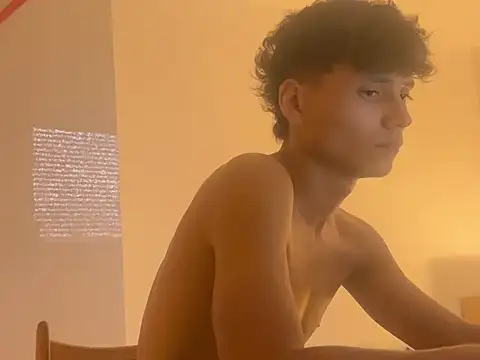 OnlyTyroone online show from 08/05/26, 04:37