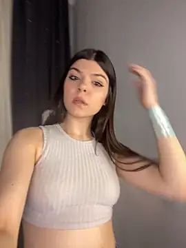 Snapshot of kira_seduce chatting on 12/05/25, 02:25 kira seduce online show from 12/05/25, 02:25